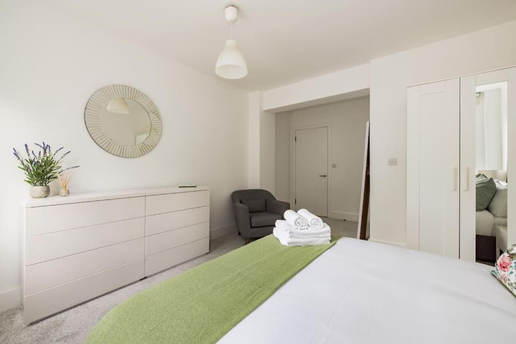 Wild Roses Serviced Apartments - Borough Londra Exterior foto