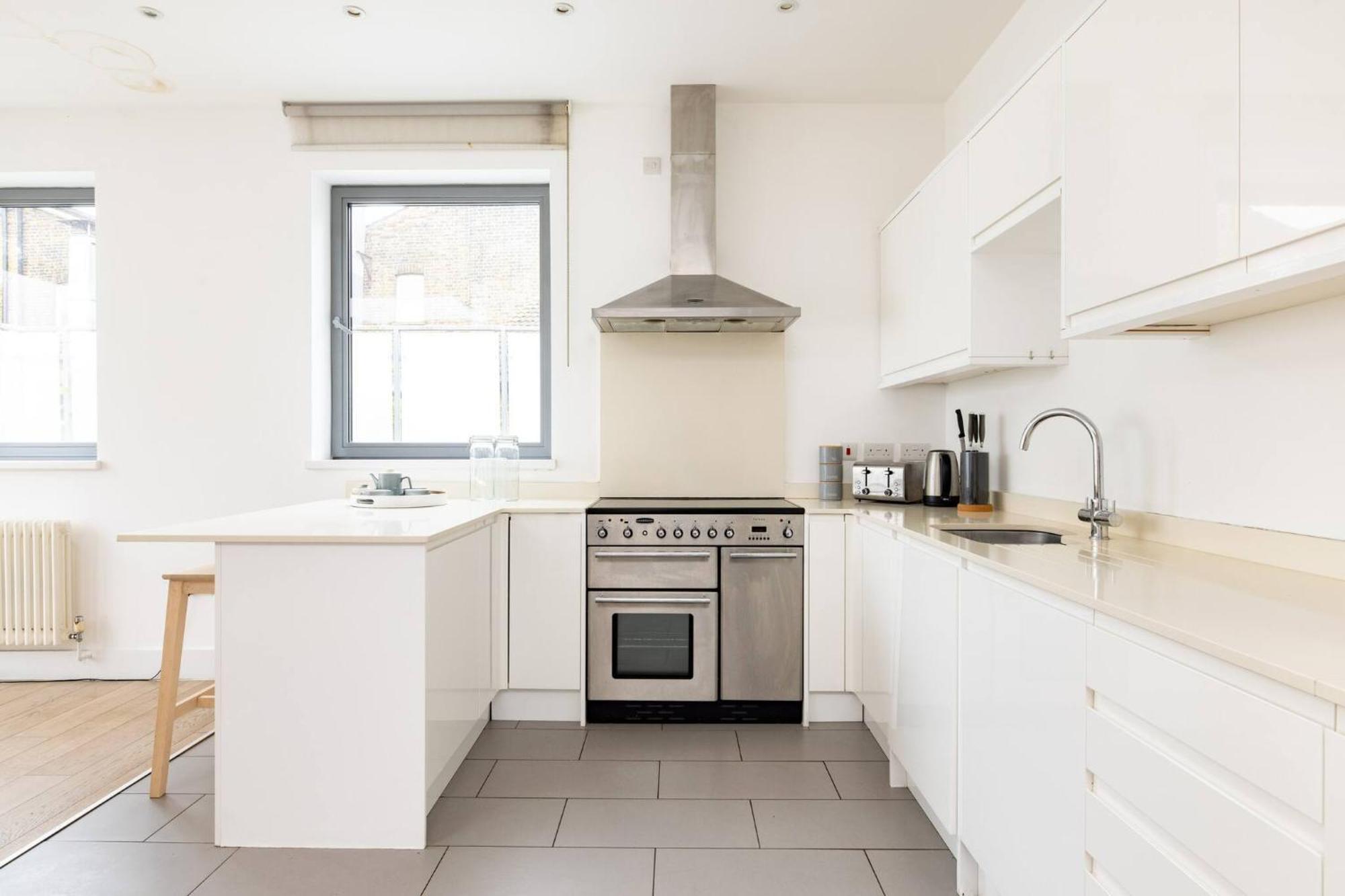 Wild Roses Serviced Apartments - Borough Londra Exterior foto