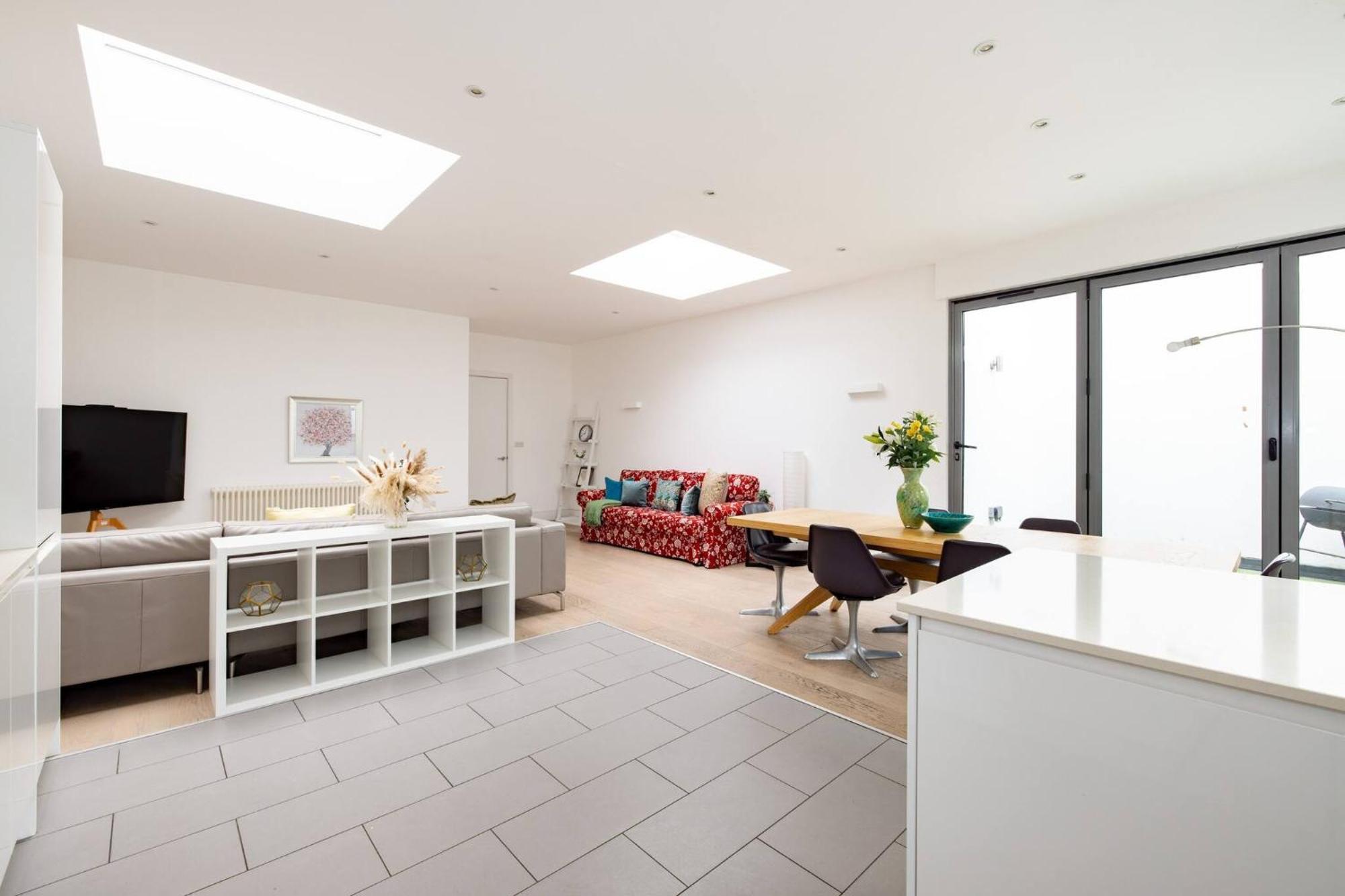 Wild Roses Serviced Apartments - Borough Londra Exterior foto