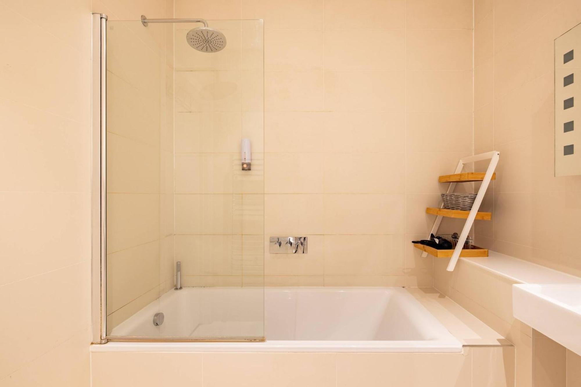 Wild Roses Serviced Apartments - Borough Londra Exterior foto